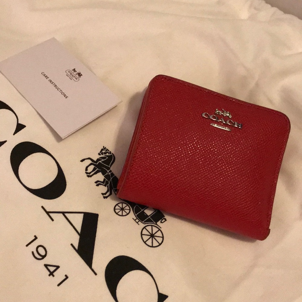 Final Sale: Gently Used Coach Wallet